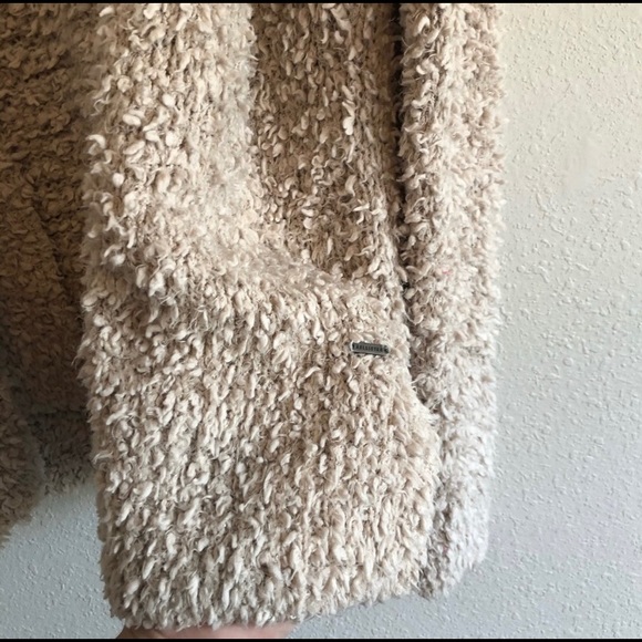 Cream Popcorn Knit Hollister Cardigan Sweater - Picture 4 of 6